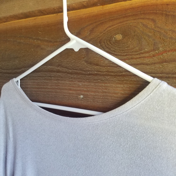 OLD NAVY Slouchy Beige Short Sleeve Tee | Layering Piece | Relaxed Fit | FLOWY - Picture 4 of 6